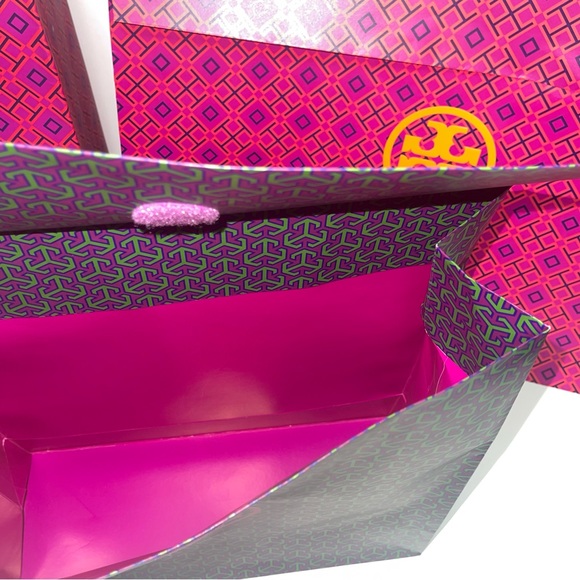 Tory Burch Gifting / Storage Bags In Different Sizes, Patterns & Colors - Picture 11 of 16